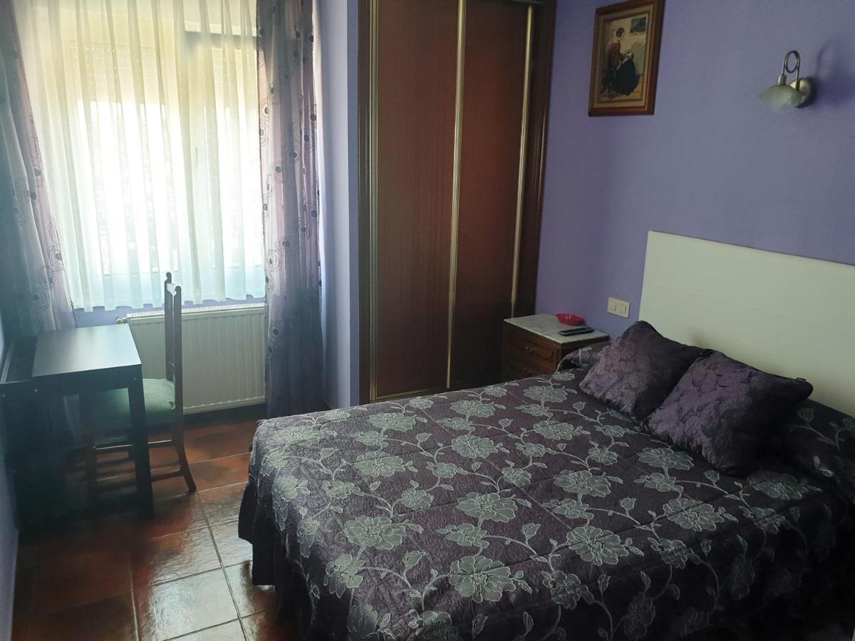 Hostal Puente Azud Aviles Luaran gambar